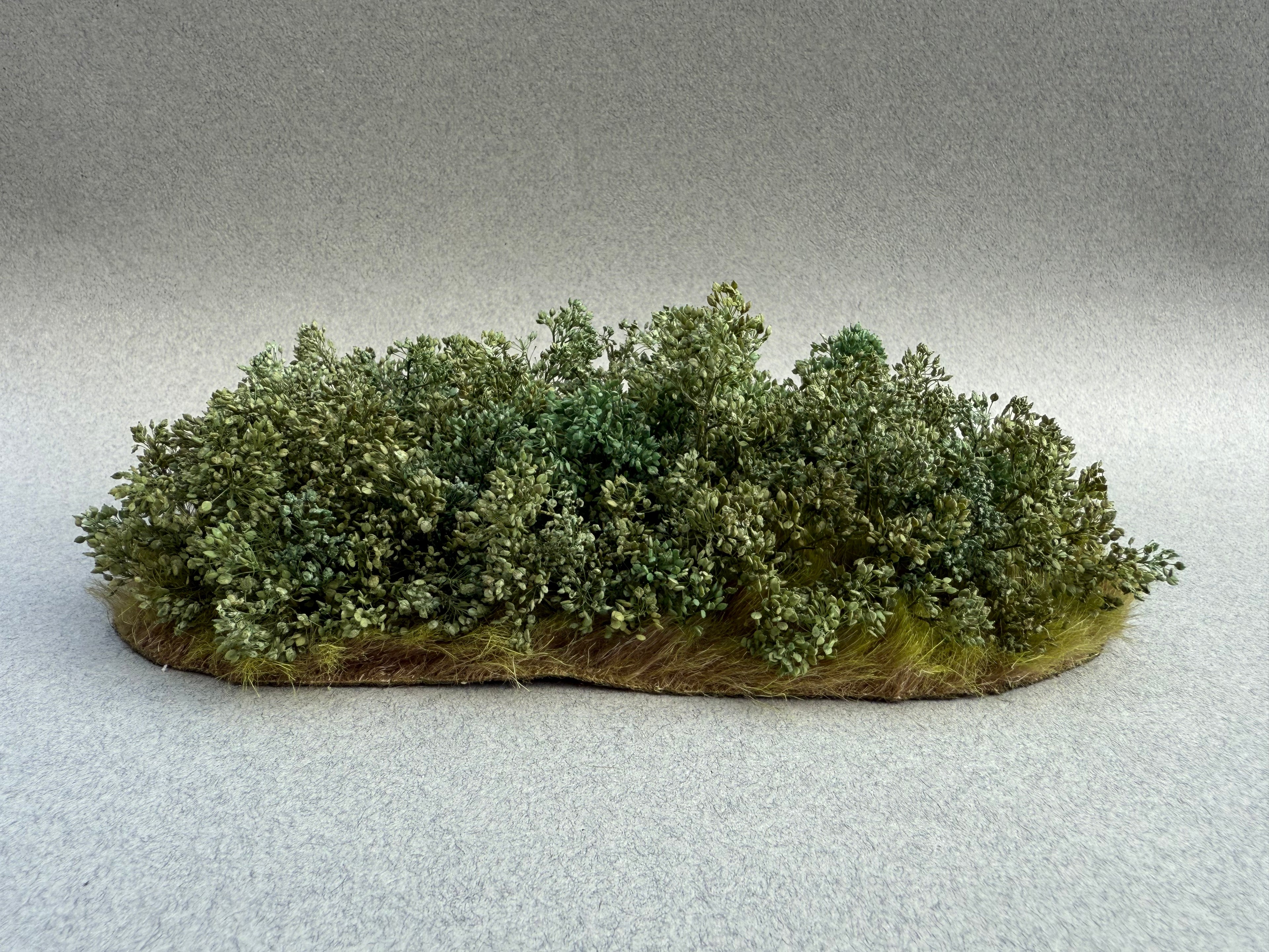 Medium Green Bush Scenic Element